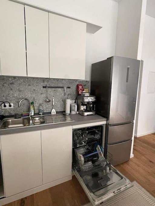 Stilvolle Wohnung Mit Terrasse/Garten Vienne Extérieur photo